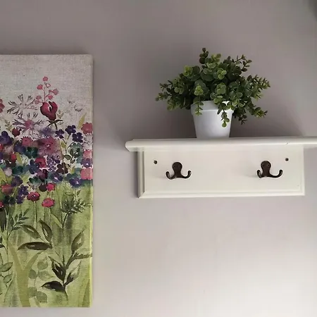 アパート Oliver Wests Beautiful 2 Bedroom Sleeps 4 *